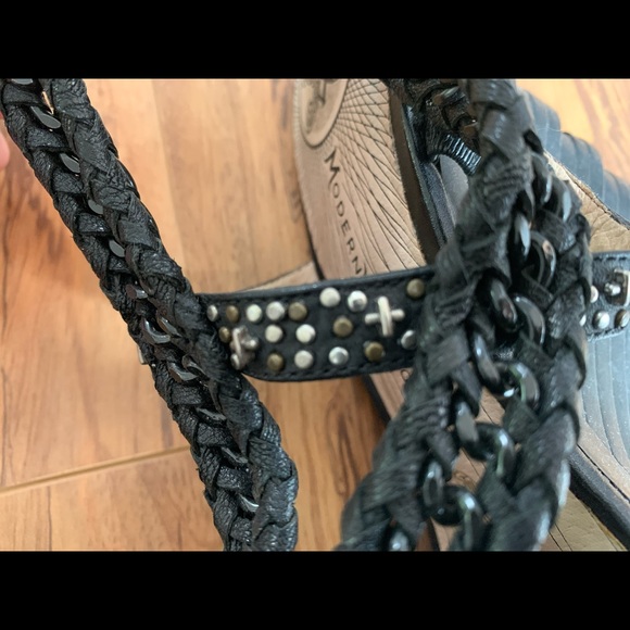 Modern Vintage Black Wedge Sandals - Picture 9 of 10